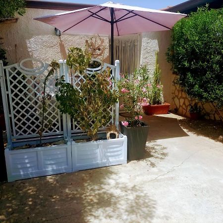 Casa Degli Oleandri Hotel Alcamo Exterior foto